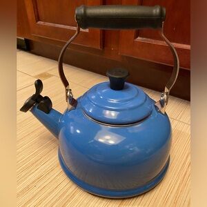 🆕 Le Creuset Kettle